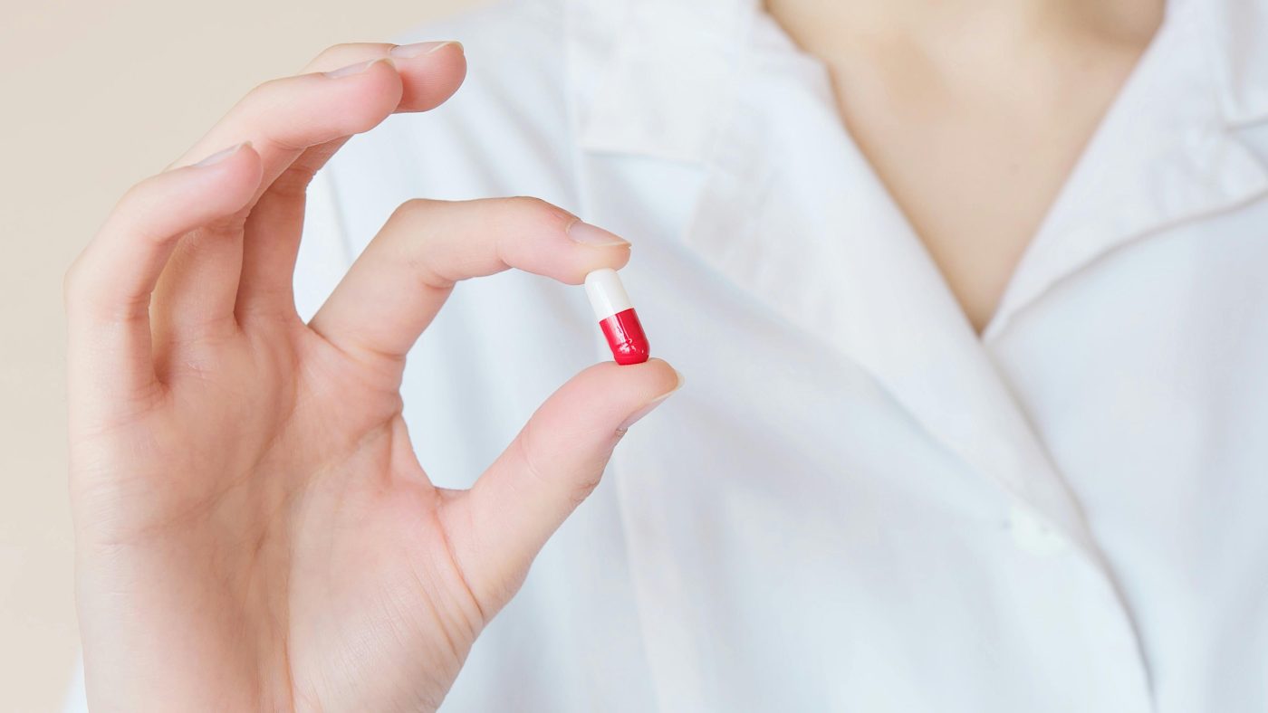 Vitamine B3 : un coenzyme essentiel dans les produits NUTRILUX DOPA, NUTRILUX SERO, NUTRILUX VIT&MIN et NUTRILUX BASIC, à associer à des probiotiques adaptés,NUTRILUX PROLACTO+, NUTRILUX ACTIFLORE, NUTRILUX POBIO LG, NUTRILUX CANDI STOP, formulations garantissant une haute biodisponibilité.